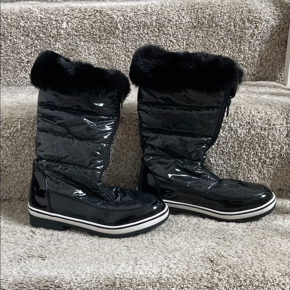 Girl’s Black Justice Faux Fur-Lined Front Zip-Up Winter Boots Size 7M